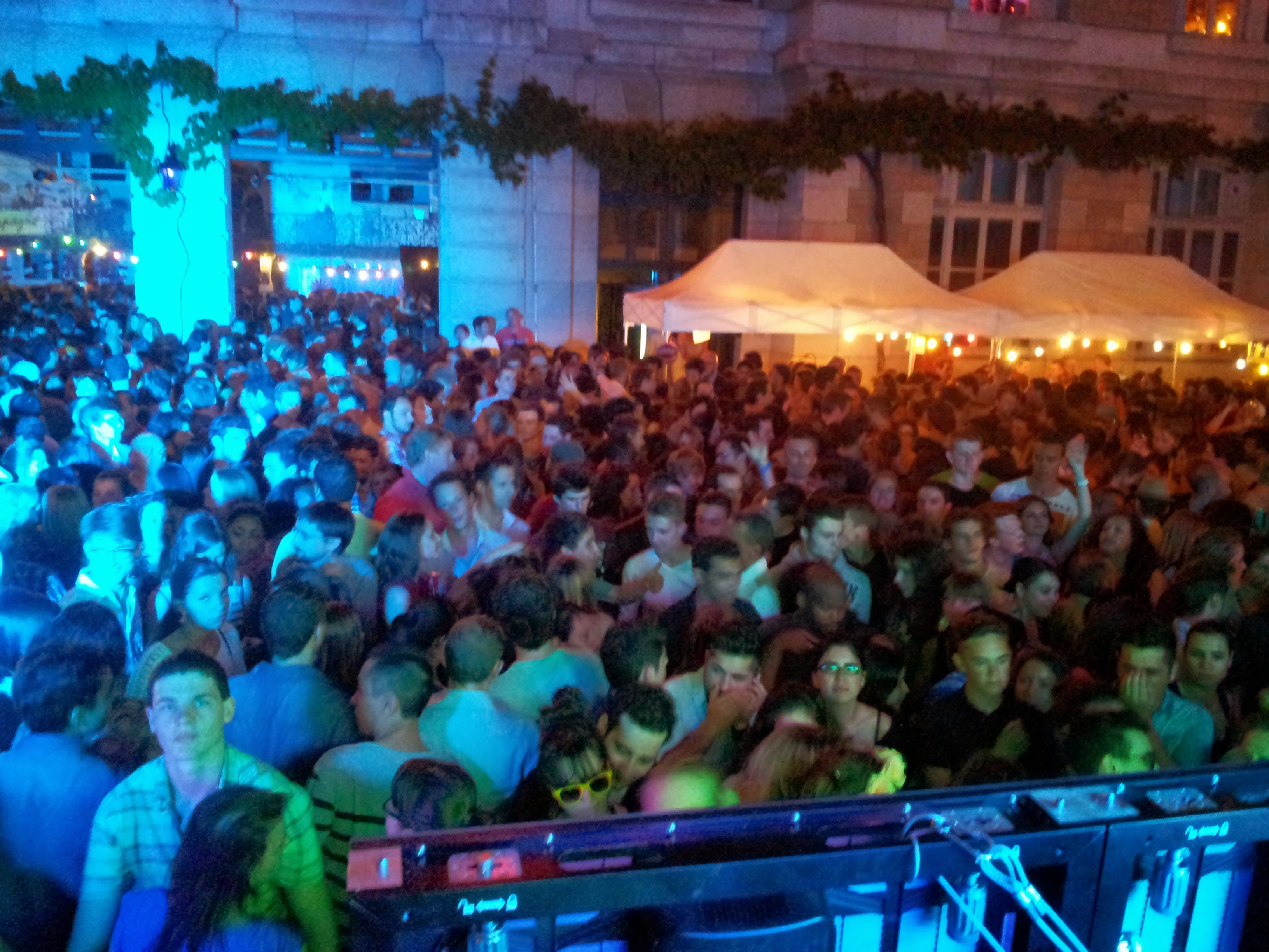 Soirée DJ Nuit Blanche