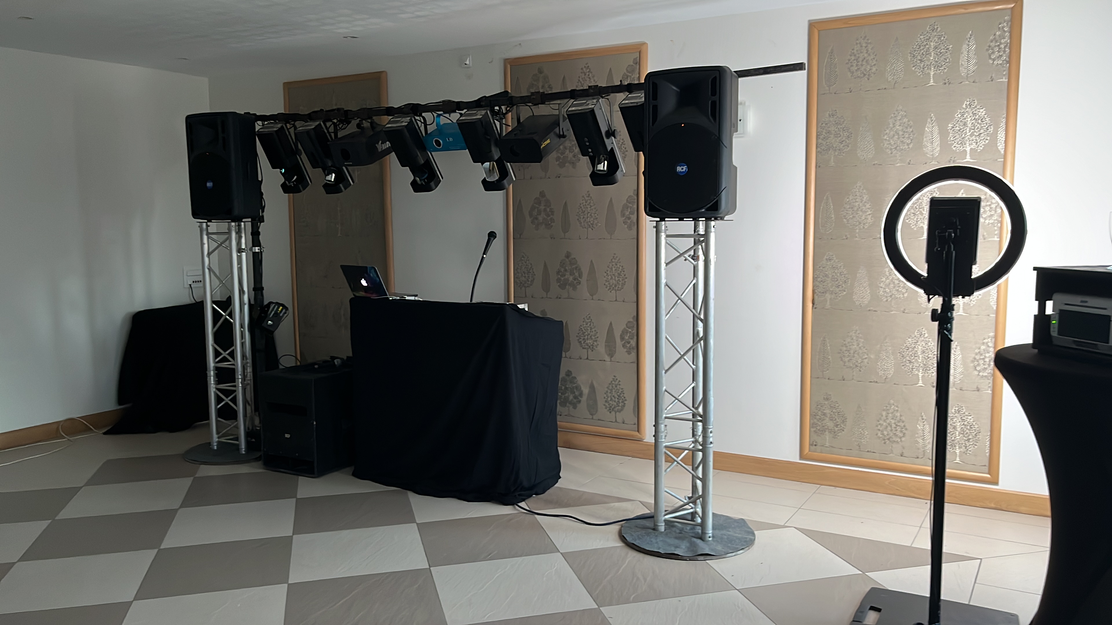 Soirée DJ Nuit Blanche